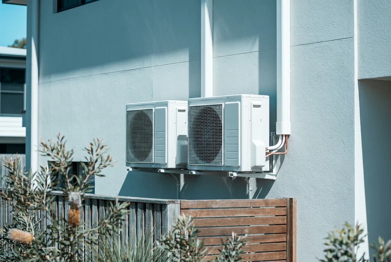 Tidy outdoor units